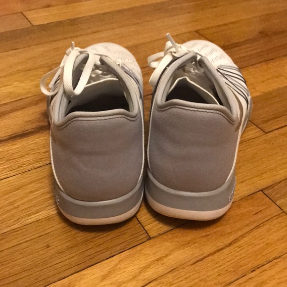 White and Gray Women’s Nike Tennis Shoes - Picture 4 of 4